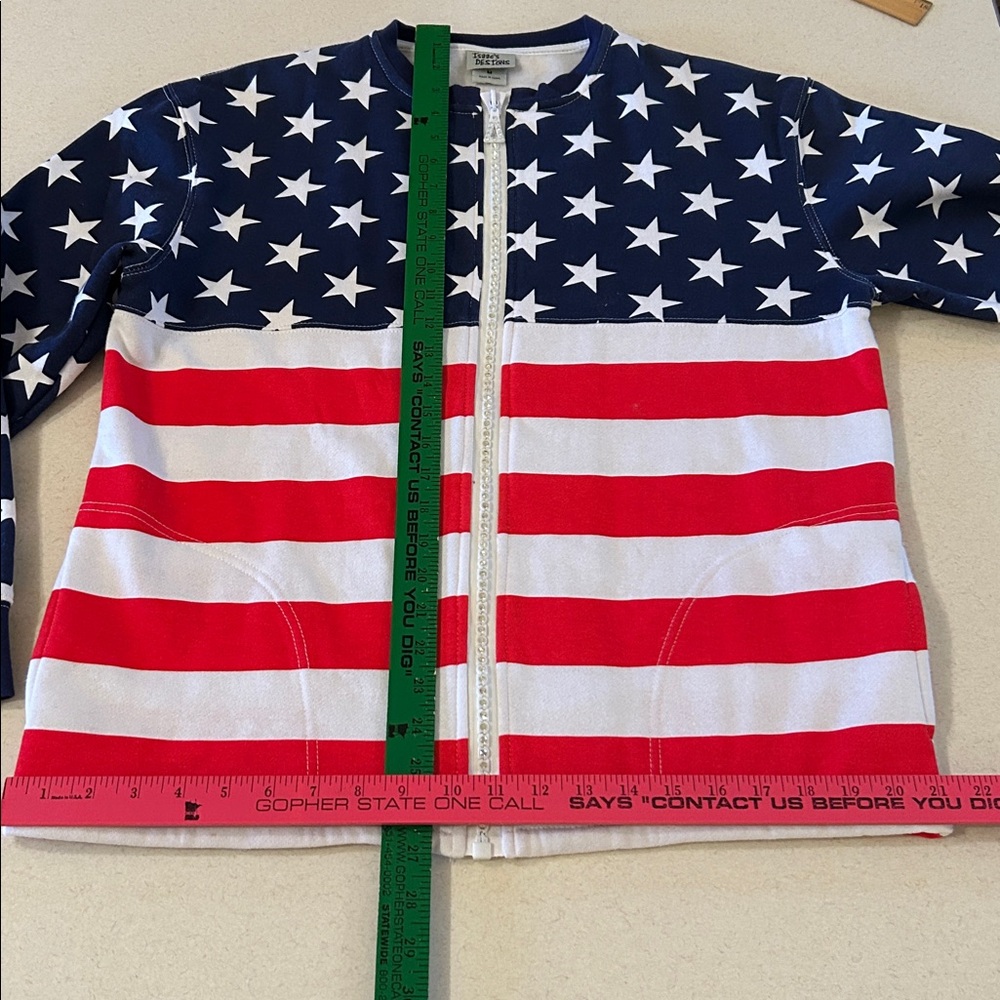 Isaac’s Designs American Flag Zippered Jacket Size Medium (Ladies size 10-12) - Picture 12 of 17